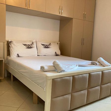 Hergi Apartament Vlorë Exterior foto